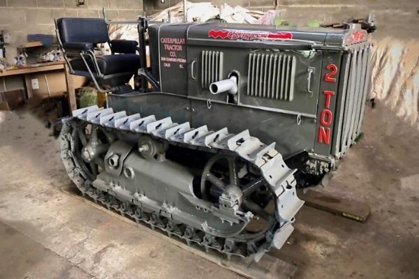1926 Catepillar Crawler Machine