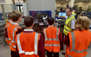 David showing students how the WAFIOS FUL86 coiler works